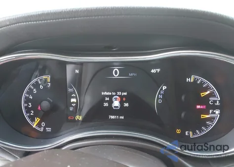 2017 Jeep Grand Cherokee Overland 4X4 из США, поврежденный, VIN 1C4RJFCG4HC941025